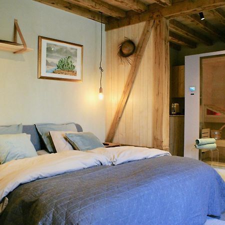 ビルゼン Boerderaaj Bed & Breakfast エクステリア 写真