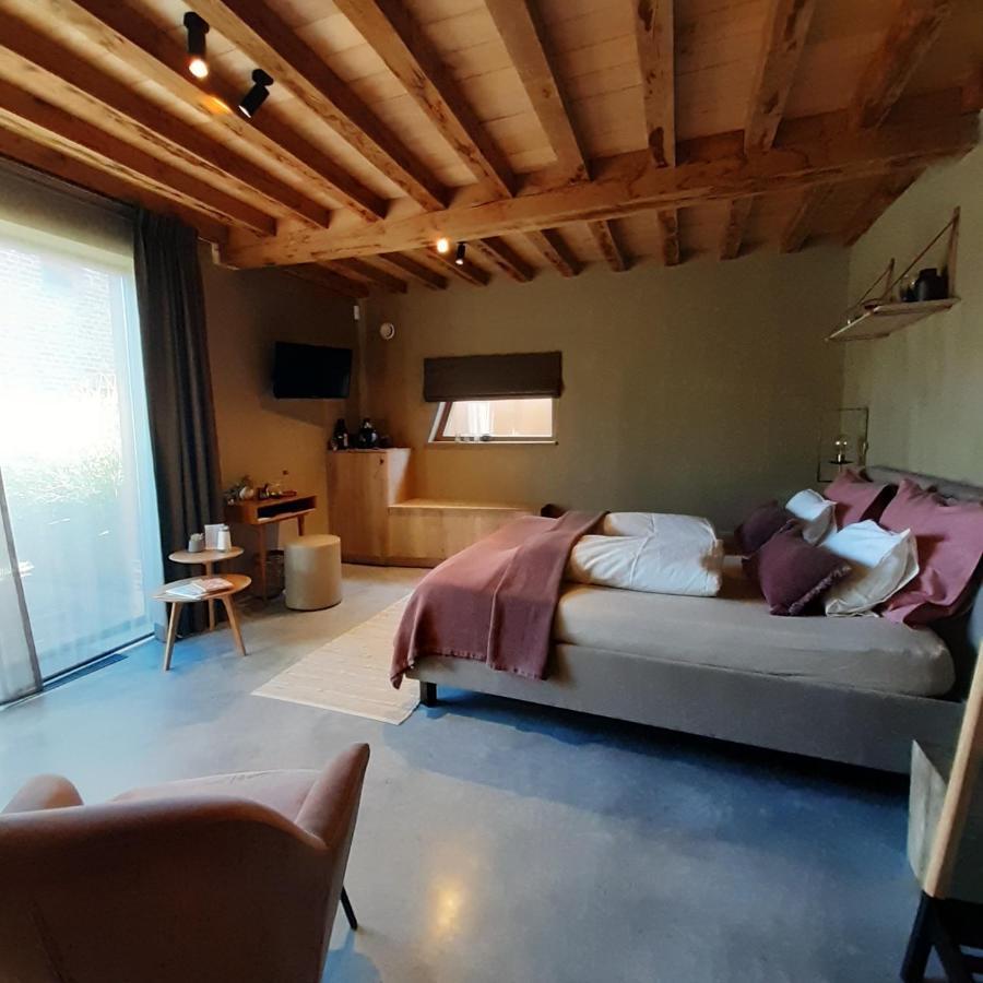 ビルゼン Boerderaaj Bed & Breakfast エクステリア 写真