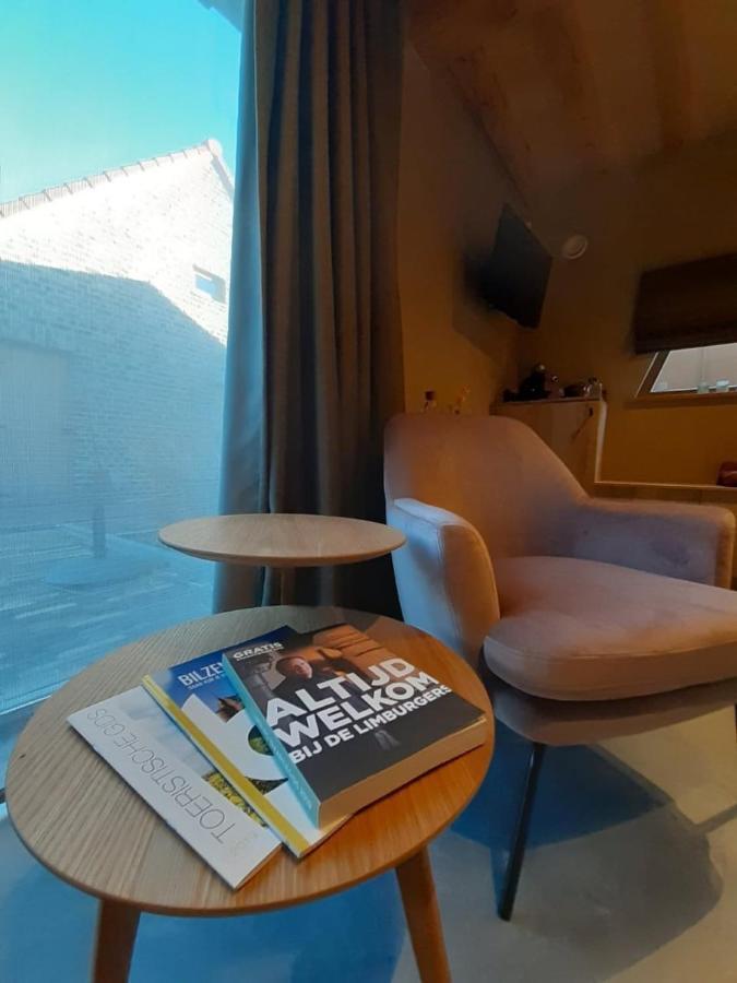 ビルゼン Boerderaaj Bed & Breakfast エクステリア 写真